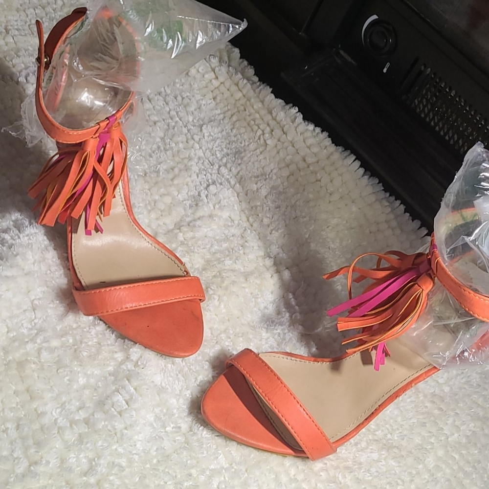 Shoes - Picture 6 of 6
